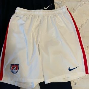 Nike Men’s USMNT Soccer Shorts Large